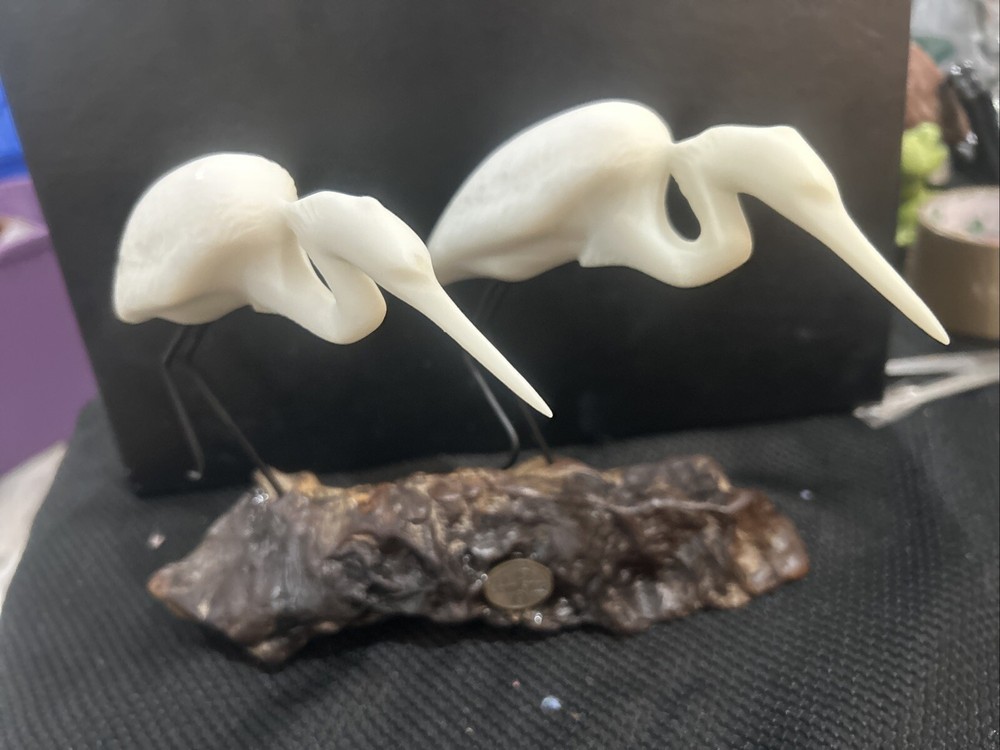 John Perry Sculpture 2 White Resin Pelicans on Polished Burlwood 10x 8 x 5