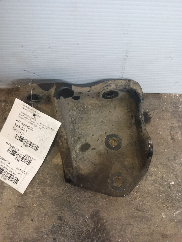 K140-2438R Kenworth Crossmember Gusset  (11786688