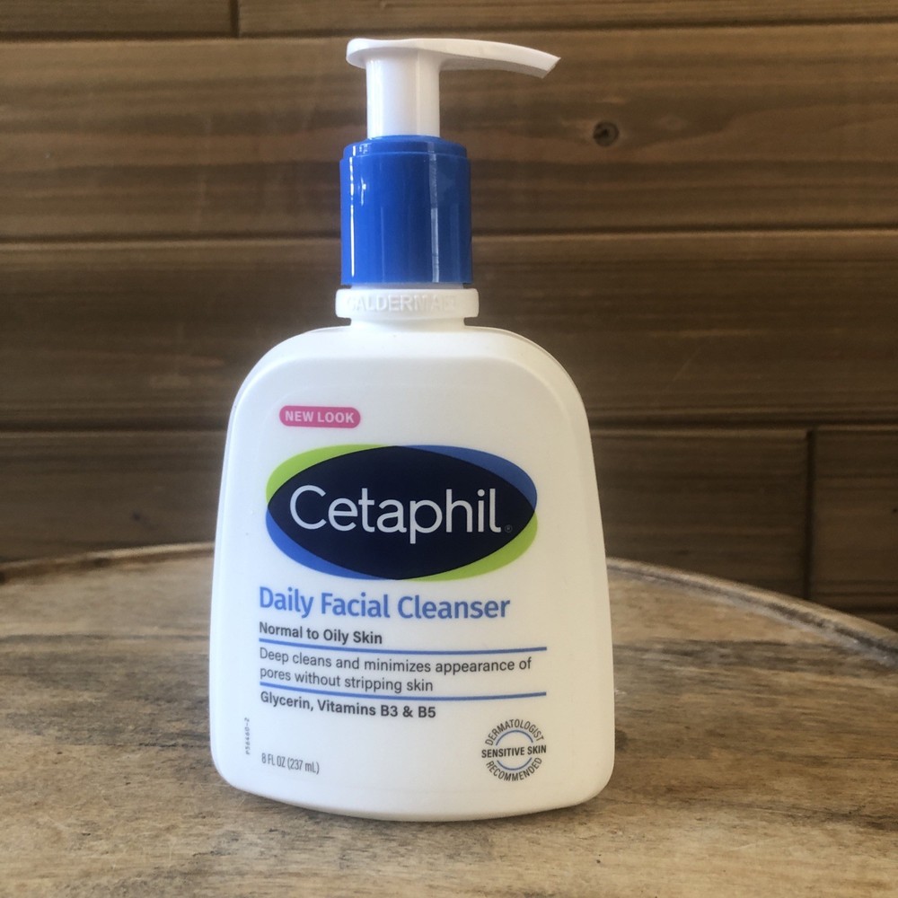 Cetaphil Daily Facial Cleanser for Normal to Oily Skin 8 Ounce