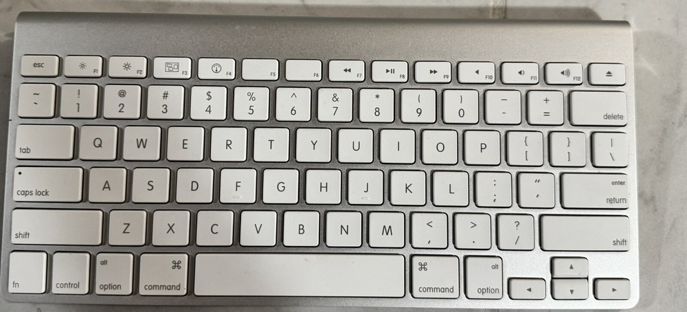 USED Original Apple A1314 Wireless Bluetooth Slim Keyboard.Fast Shipping 🚚