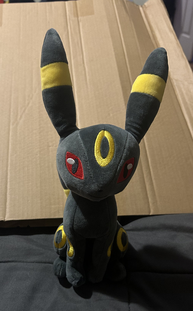 Wicked Cool Toys WCT Pokémon Umbreon Eeveelution Sitting Plush Nintendo