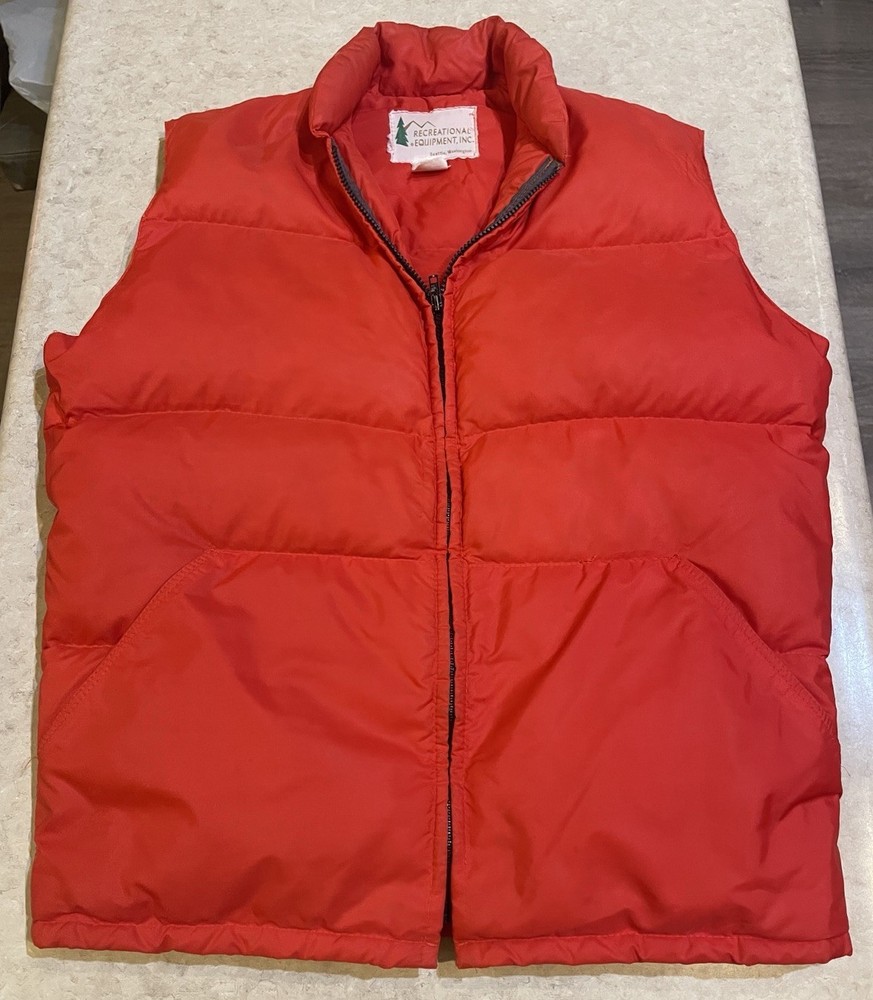 VTG REI Red Goose Down Utility Puffer Vest - Size Medium Made In USA Full Zip