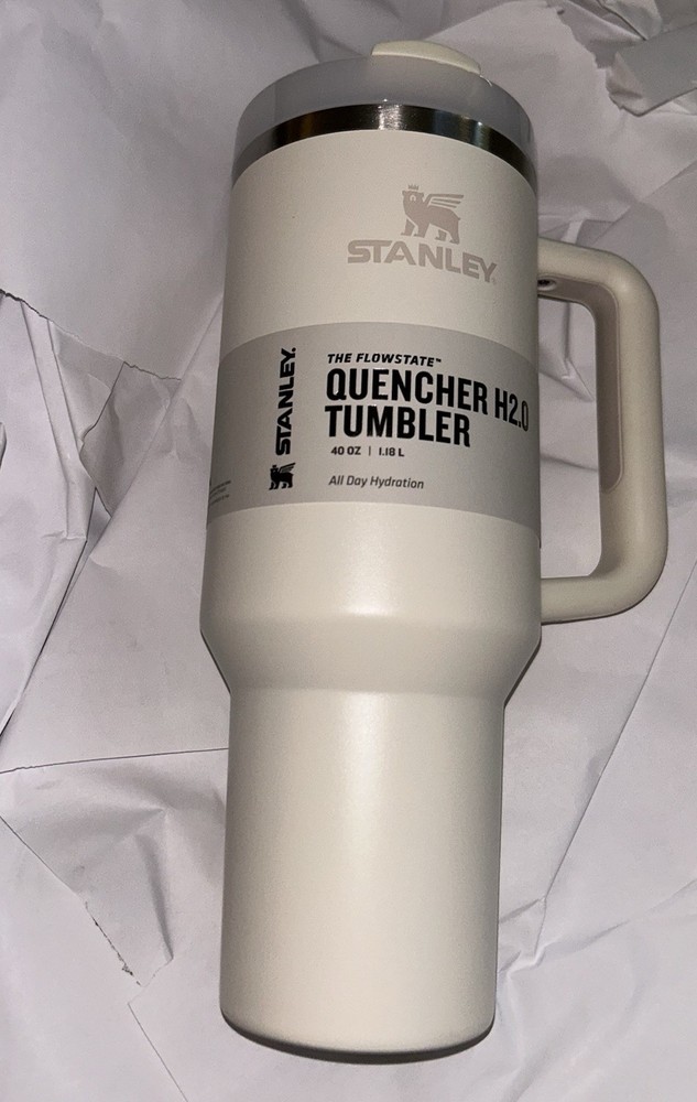 Stanley Quencher H2.0 Tumbler  White 40oz.