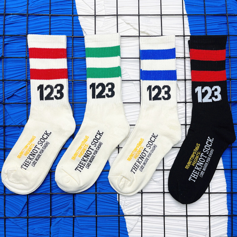 2 Pairs Crew Socks Unisex RRR123 Striped Cotton Comfort Causal Athletic Socks