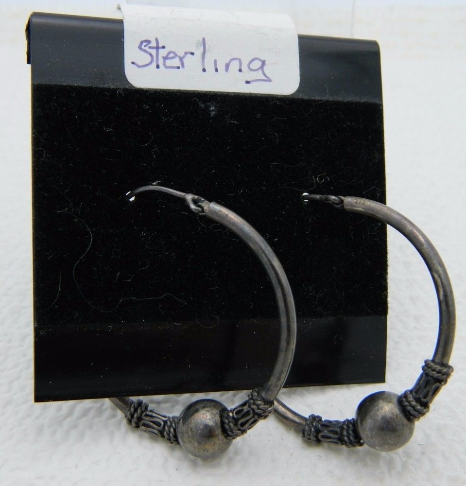 New Old Stock Indonesian Sterling Silver Medium Hoop Dangle Earrings
