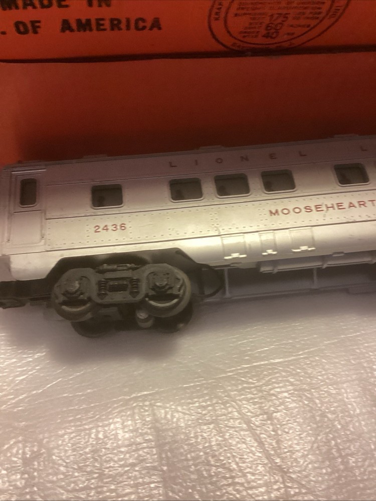 Vintage Lionel Lines Illuminated A Car Box Included 2436