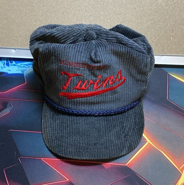 Vintage MINNESOTA TWINS Sports Specialties Corduroy SCRIPT Hat MLB THE CORD