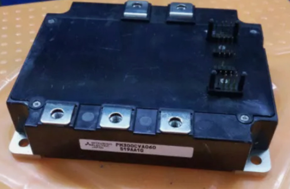 New In Box MITSUBISHI PM300CVA060 MODULE