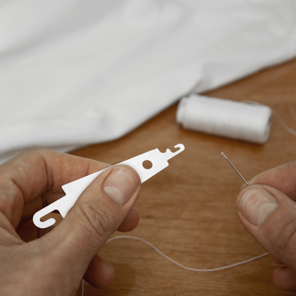 100 Pcs Needle Threader Tool for Easy Embroidery and Sewing