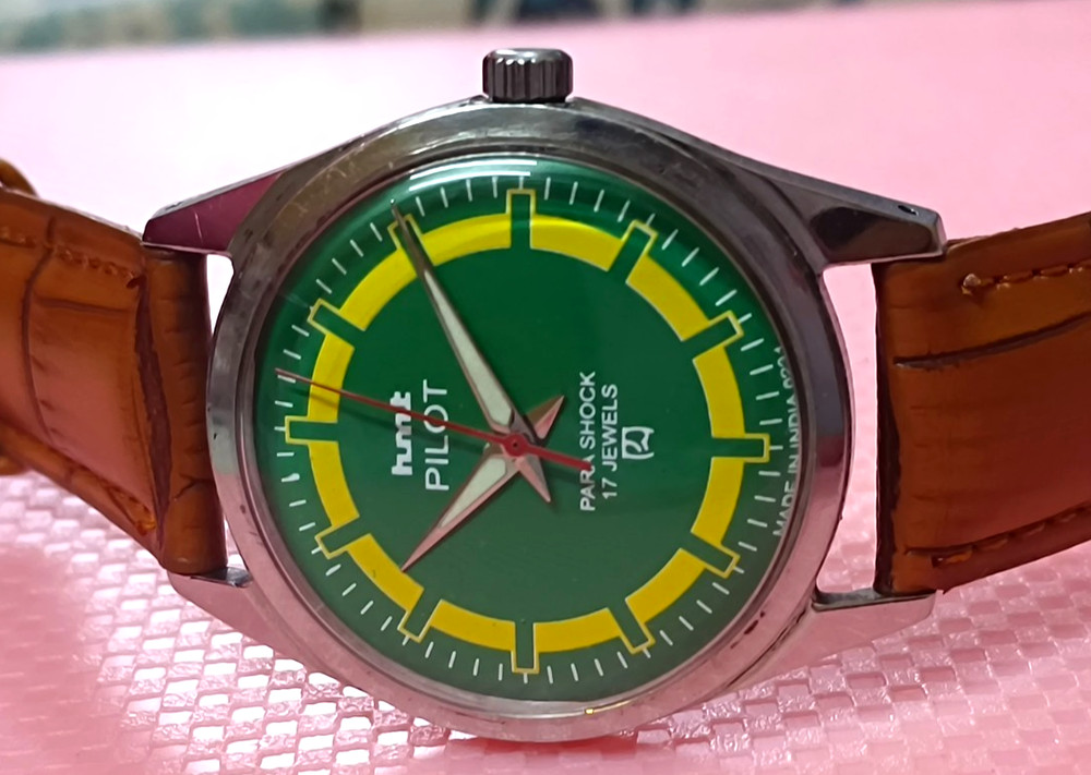Vintage HMT Pilot Green 17 Jewels Mechanical Hand Winding Men's Wrist Watch