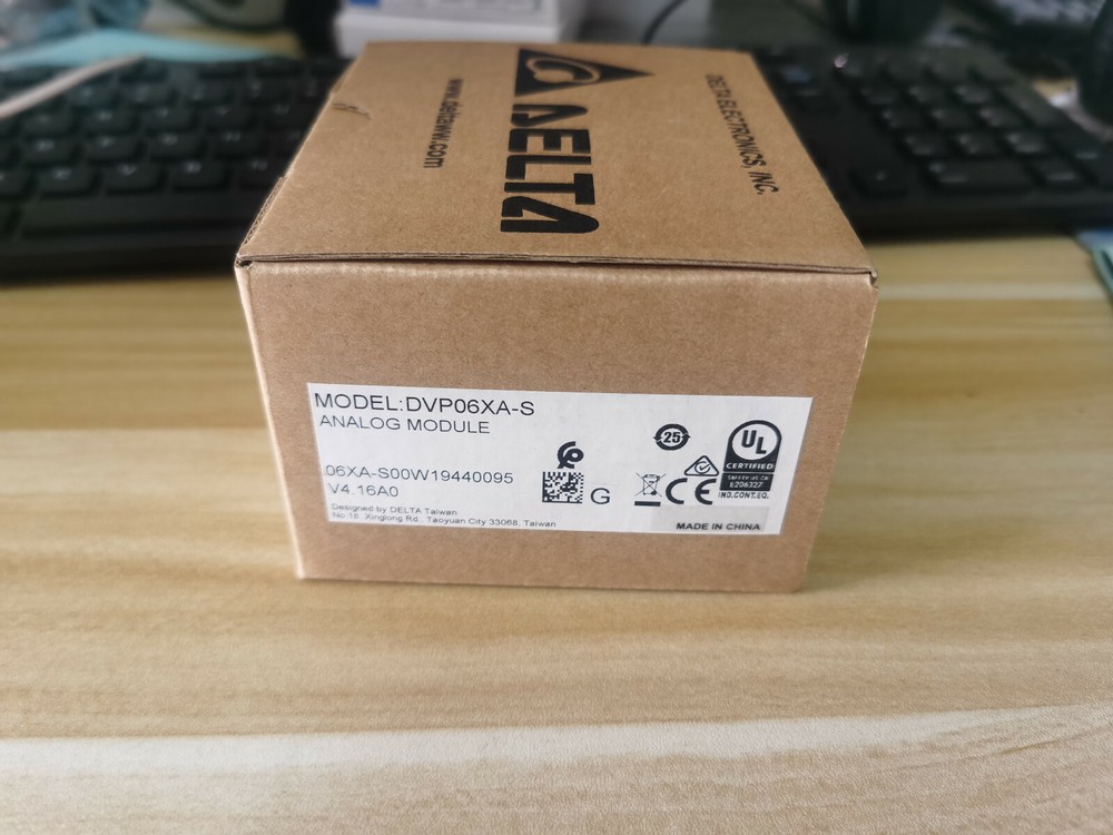 1PCS Delta DVP06XA-S DVP06XAS Analog Module In Box Brand   NEW