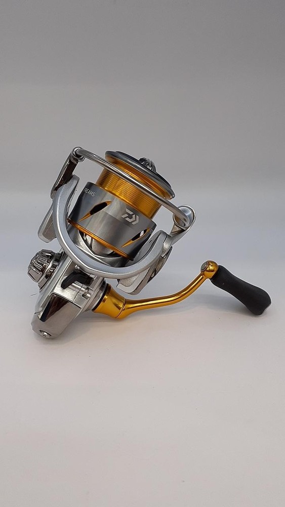 Daiwa Freams FC LT2000S-XH Lightweight Spinning Reel in Black