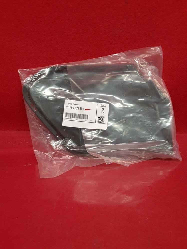 2016 - 2019 BMW X1 Front Right Lower Grille Cover NEW OEM