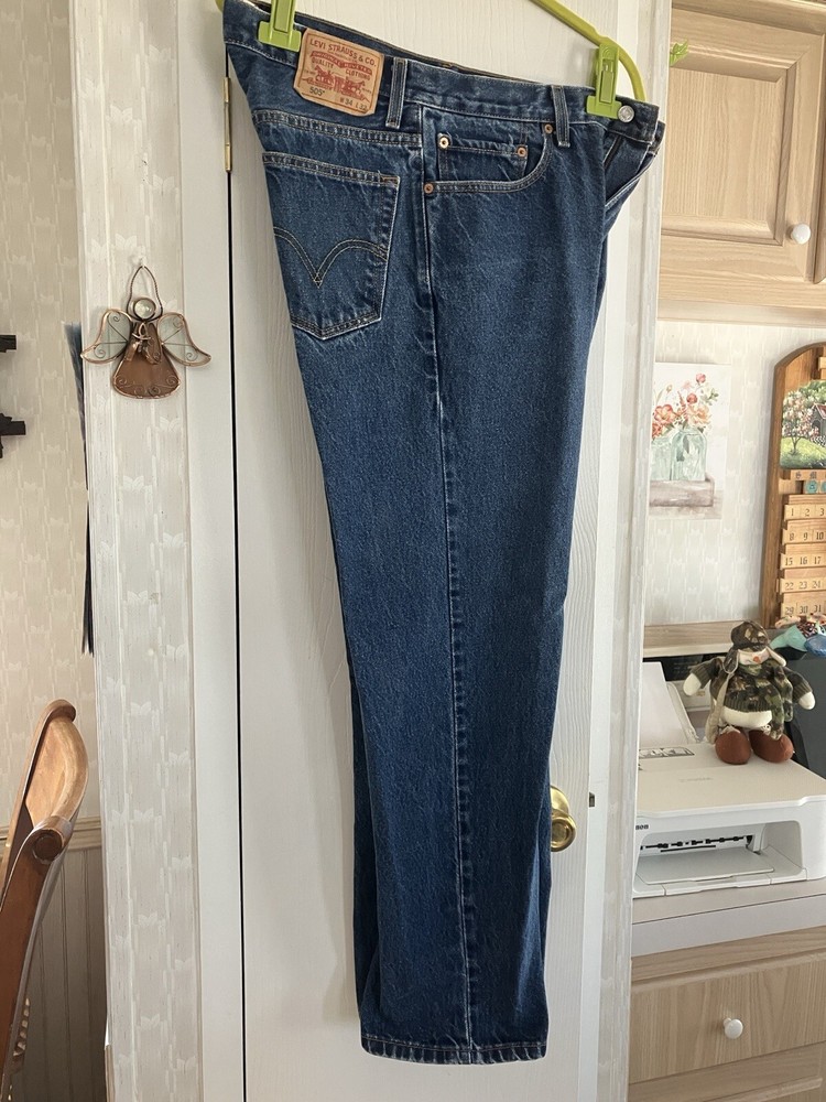 MEN’S LEVI’S 505 Vintage Jeans .  Size W34 Long32 Regular Cut No Wear .