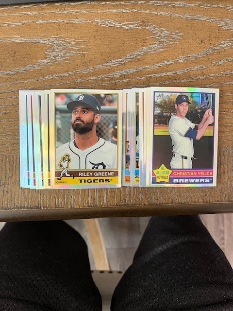 2025 Topps Heritage Chrome Refractor 22 Card Lot - cards listed below