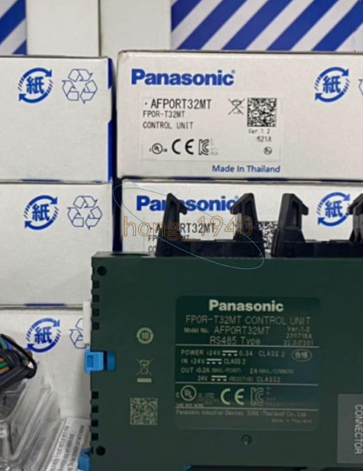 One New Panasonic AFP0RT32MT FP0R-T32MT PLC Control Unit