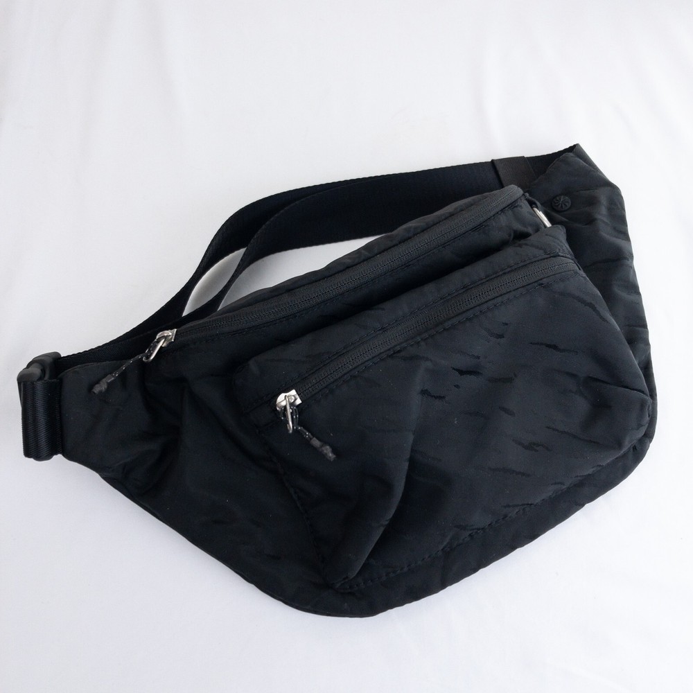 Athleta Fanny Pack Black Belt Bag Pockets Stash Retro Nylon Athletic 11 x 8 x 3