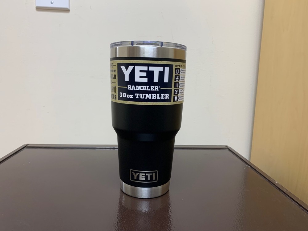 Yeti Rambler 30oz Tumbler Black - New - Free Shipping