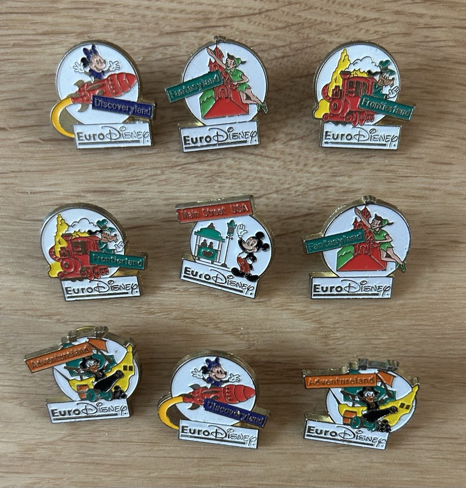VINTAGE EURO DISNEY PIN BADGES x 9 - ESSO - 1990