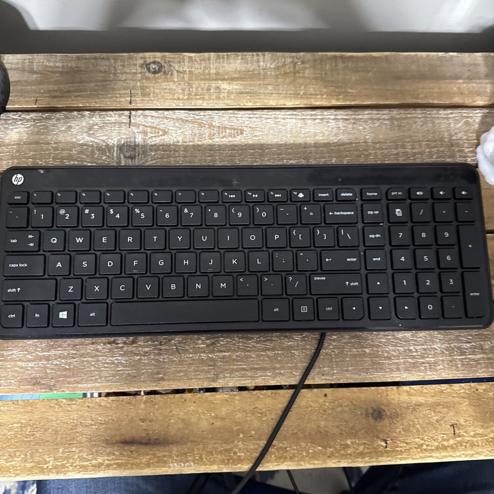 Dell KM713 KM714 Wireless Bluetooth Keyboard Black No Receiver Needed