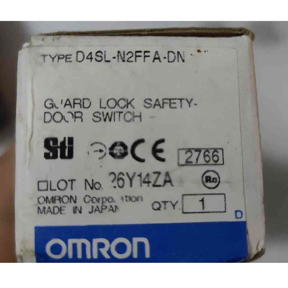 1PC NEW OMRON safety door switch D4SL-N2FFA-DN FREE SHIPPING#XR