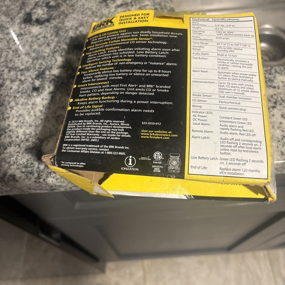 First Alert SC9120B Hardwired Smoke & Carbon Monoxide Detector with Battery Bac