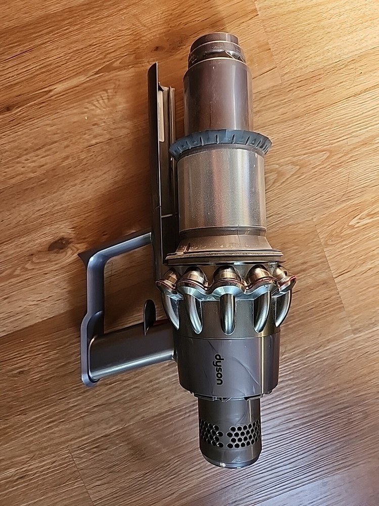 Dysan SV15 Motor and Body