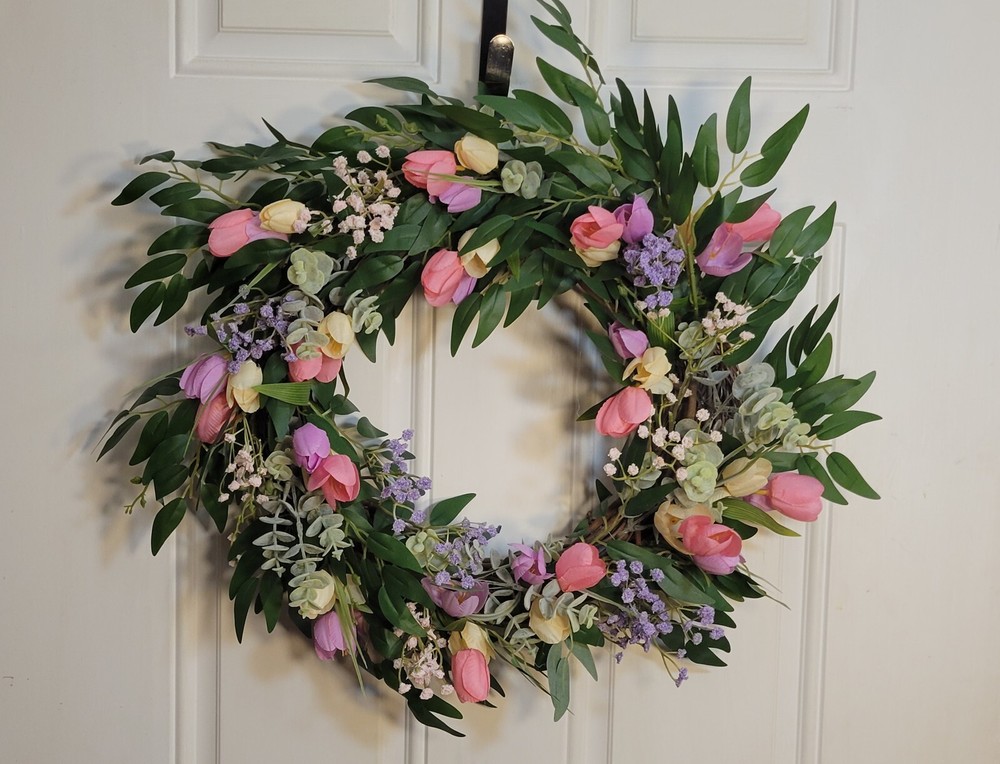 Colorful Tulip Grapevine Wreath for Seasonal Front Door Decor-image