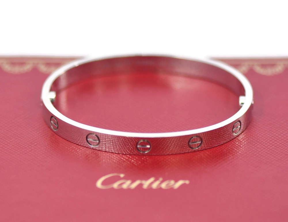Cartier 18K White model 17 white gold Love bracelet