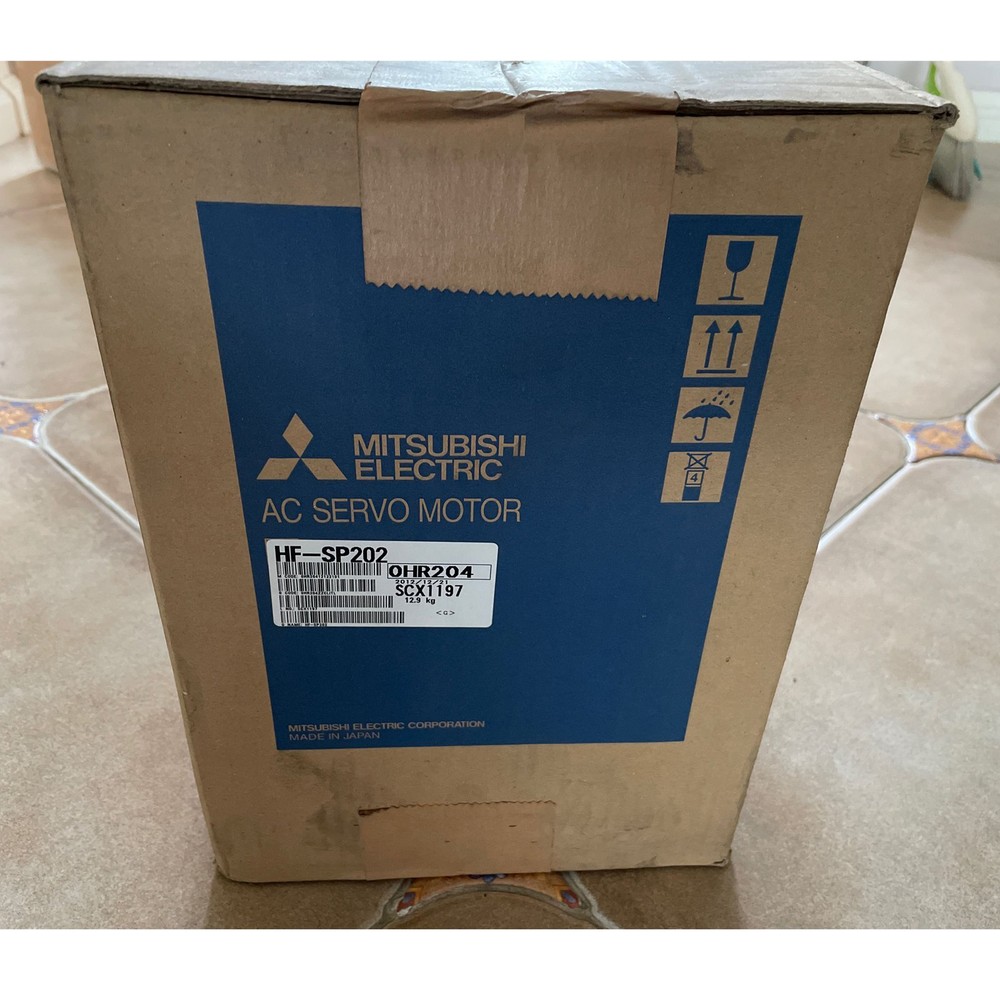 1PC New Mitsubishi Servo Motor HF-SP202 1 year warranty Fast delivery