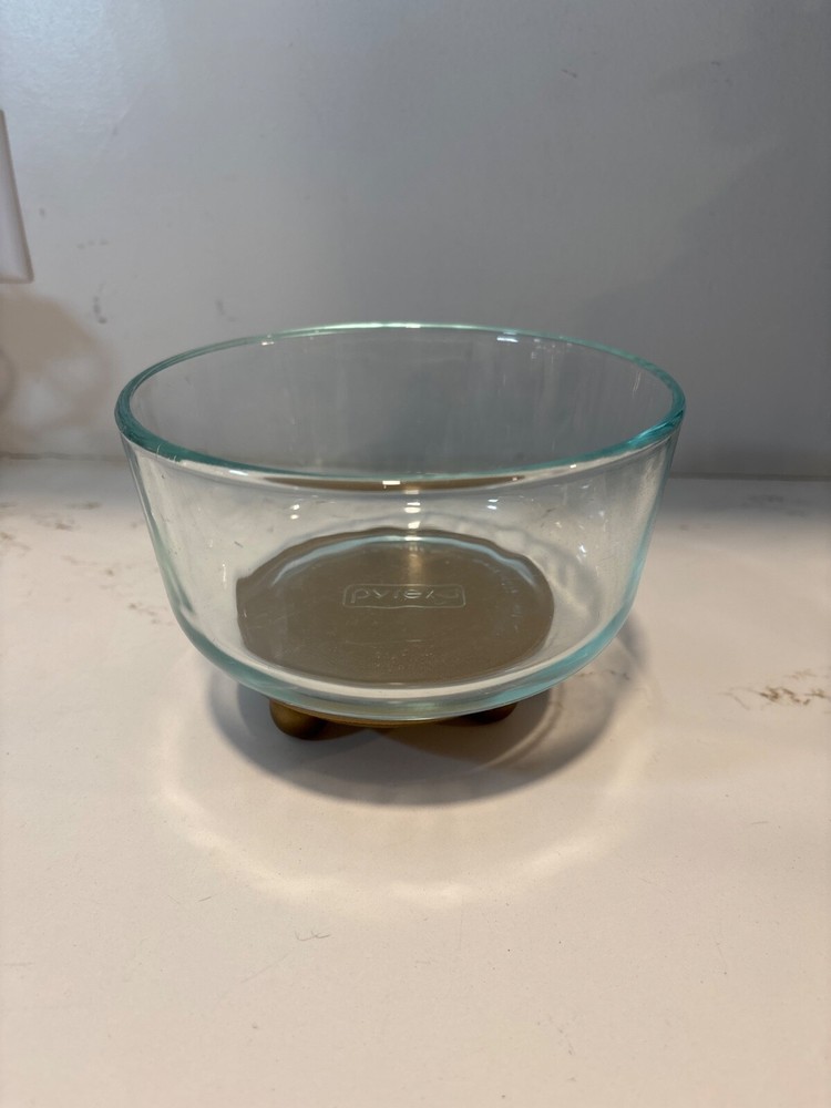 pyrex 1 qt clear glass mixing and storage bowl round 7201