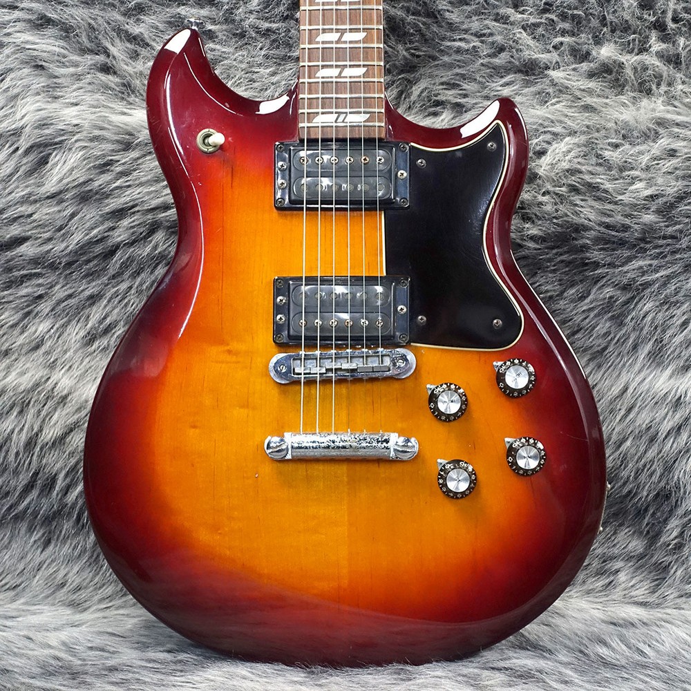 YAMAHA SF700 Electric Guitar in Excellent Condition with Free Shipping from Japan
