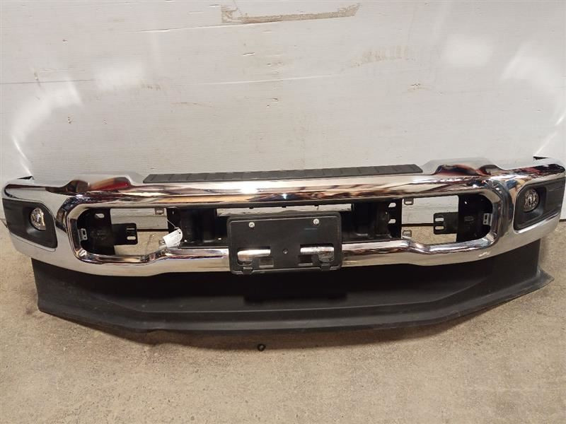Chrome Front Bumper w/Fog Lights from 2023 Ford F350SD 10764242
