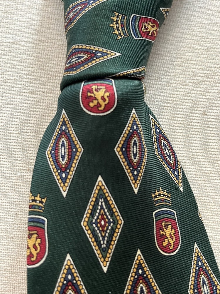 Tommy Hilfiger Green Burgundy Two-Tone Italian Silk Tie with Coat Arms Motif  