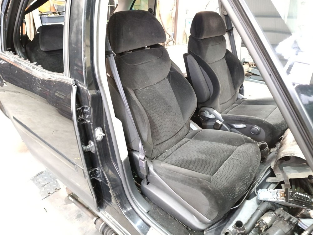 FRONT RIGHT SEAT / 227287 FOR CITROEN C4 PICASSO I MINIVAN UD_ 1.6 HDI