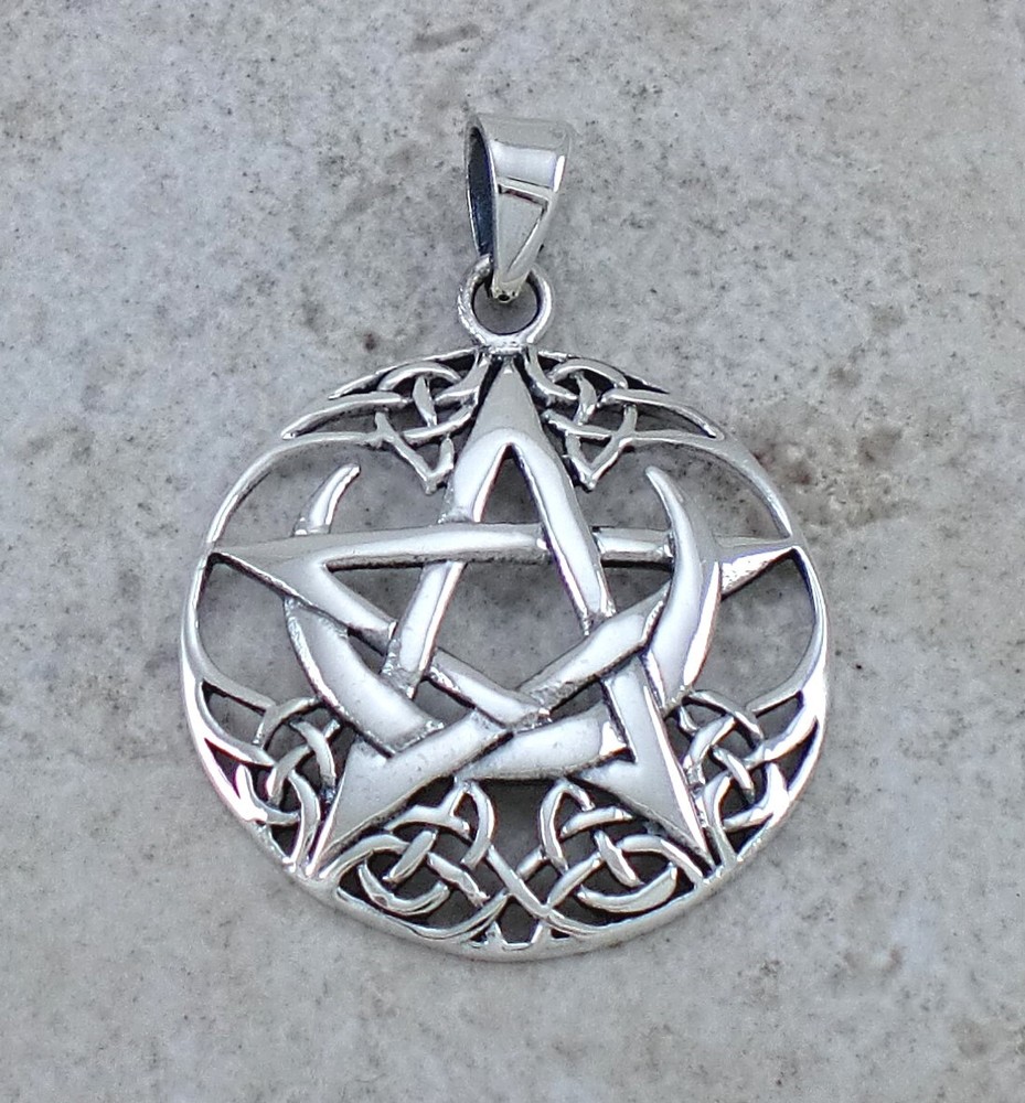 925 Sterling Silver Celtic Star Moon Pendant P0975