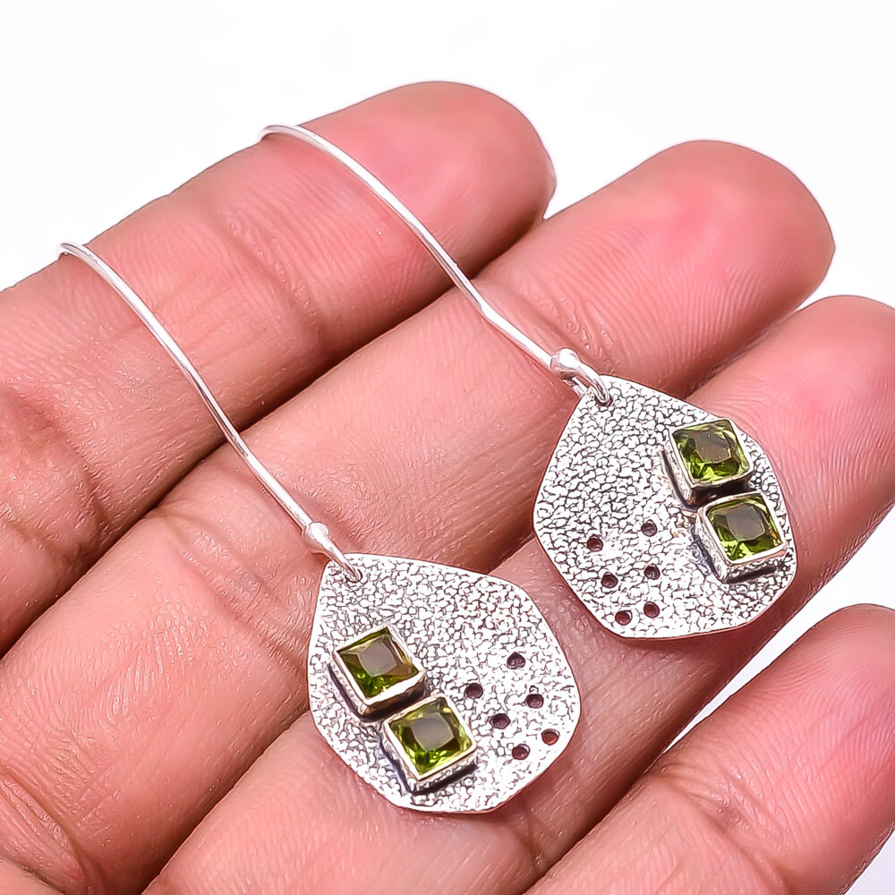 Peridot Designer 925 Sterling Silver Earring 1.95