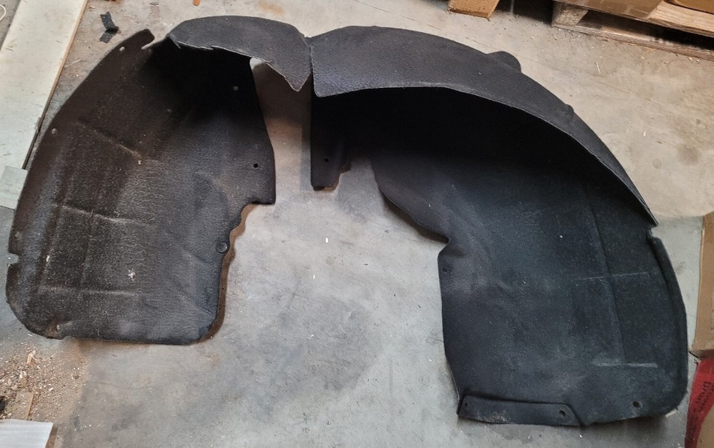 2014 Maserati Ghibli Rear Wheel Well Cover Fender Liner Right Side 670038155