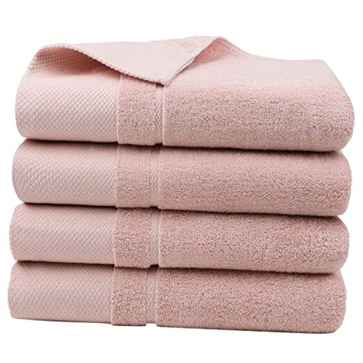 Luxury 600 GSM Combed Cotton Bath Towels Set of 4 in Misty Rose