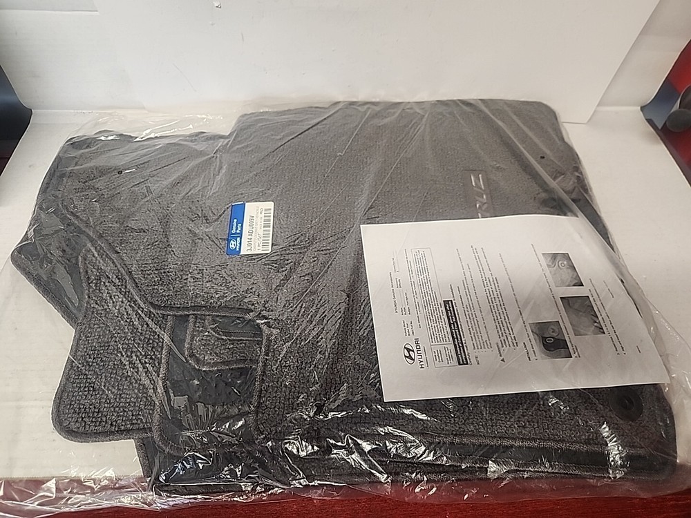 Hyundai Veracruz grey carpet floor mats Set 07-12 Shelf 1