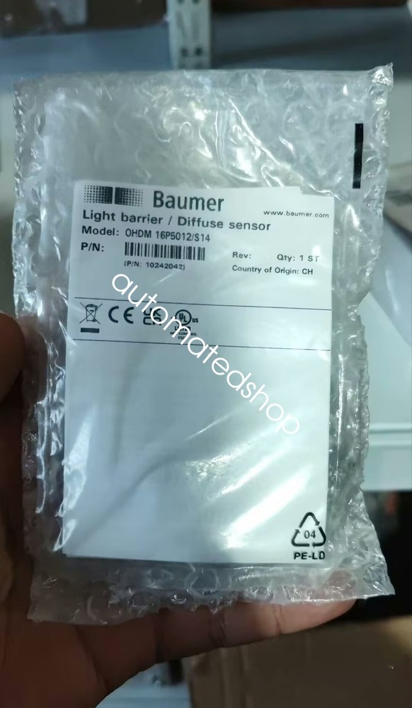 1PC NEW BAUMER OHDM 16P5012/S14 photoelectric sensor Shipping DHL or FedEX