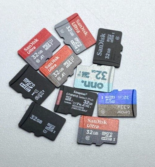 Lot of 10 - 32GB Used Mixed Brands MICRO SD Memory Cards (M-32GB)