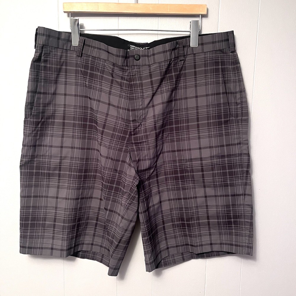 Nike Golf Dri-Fit  Shorts 11” Size 40