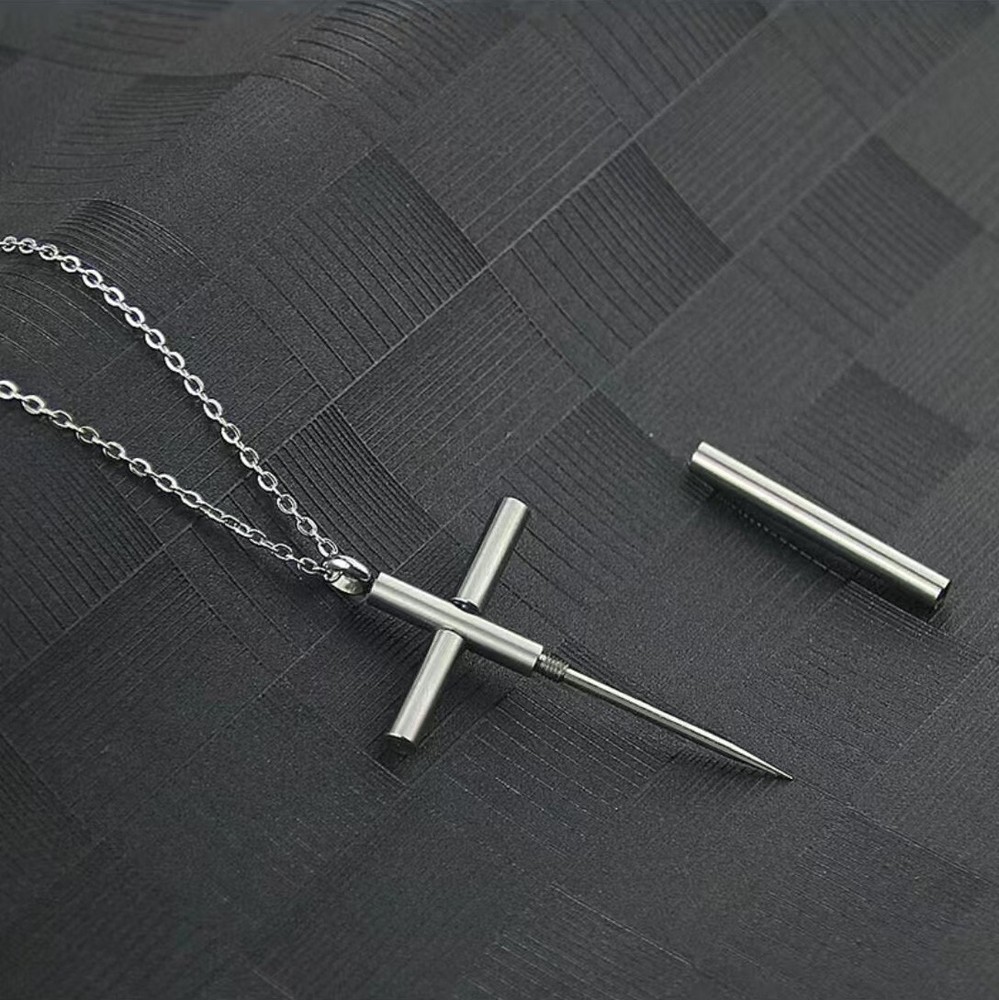 men's and women's self-defense wolf proof toothpick EDC key holder Necklace