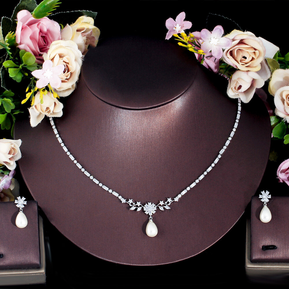 Delicate Silver Plated Pearl & CZ Zircon Flower Jewelry Set  