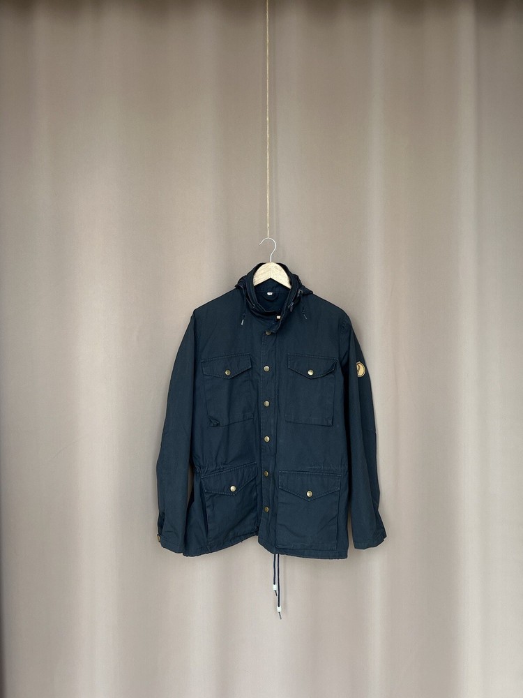 Fjallraven Multi Pockets Jacket Mens Size 50 or M Vintage Navy Blue Full Zip