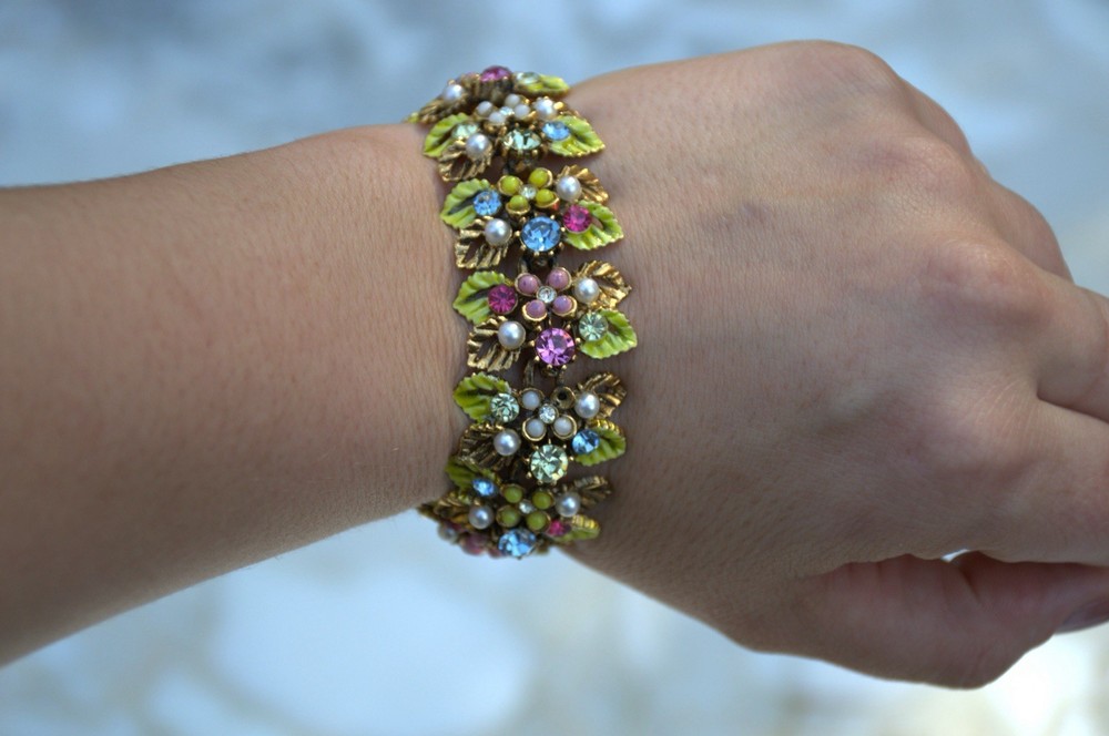 Signed ART Vintage Enamel Floral Bracelet Rhinestones Pearls Mid Century