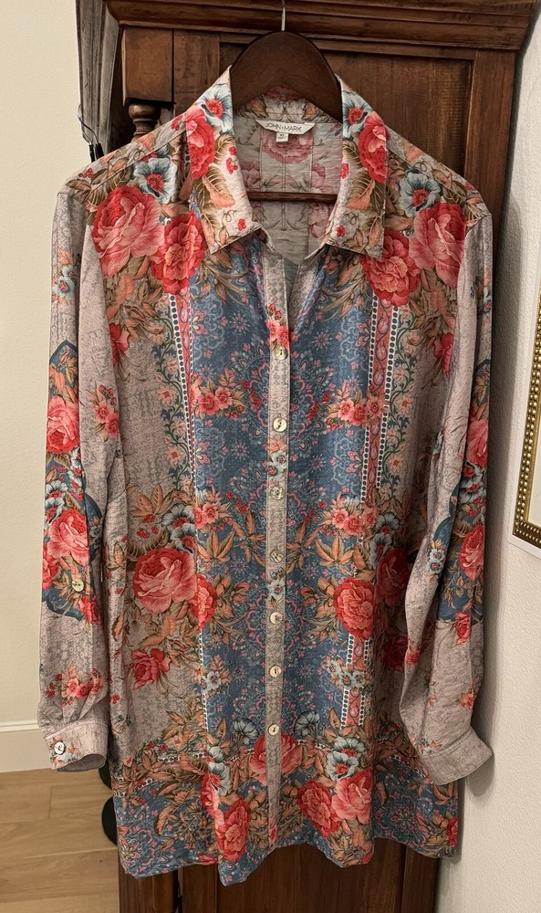 John Mark Women's Size XL Floral Scarf Print Tunic Blouse if Fresh & Trendy NWT