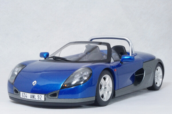 Otto Models Mini Car 1/18 Scale Renault Sport Spider Blue lic 17
