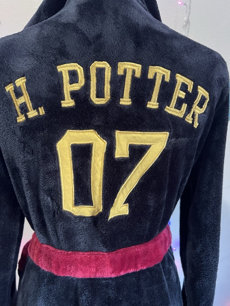 Harry Potter Bath Robe (Youth 14) Wizarding World Gryffindor Polyester